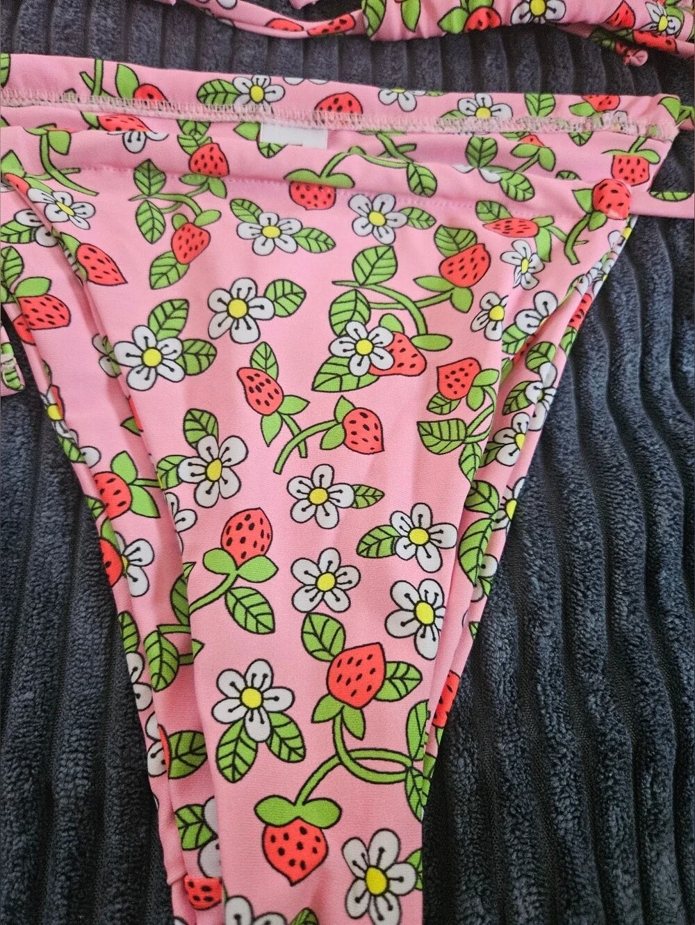 Hello LA Girl Pink Strawberry Floral Bikini Set Small
